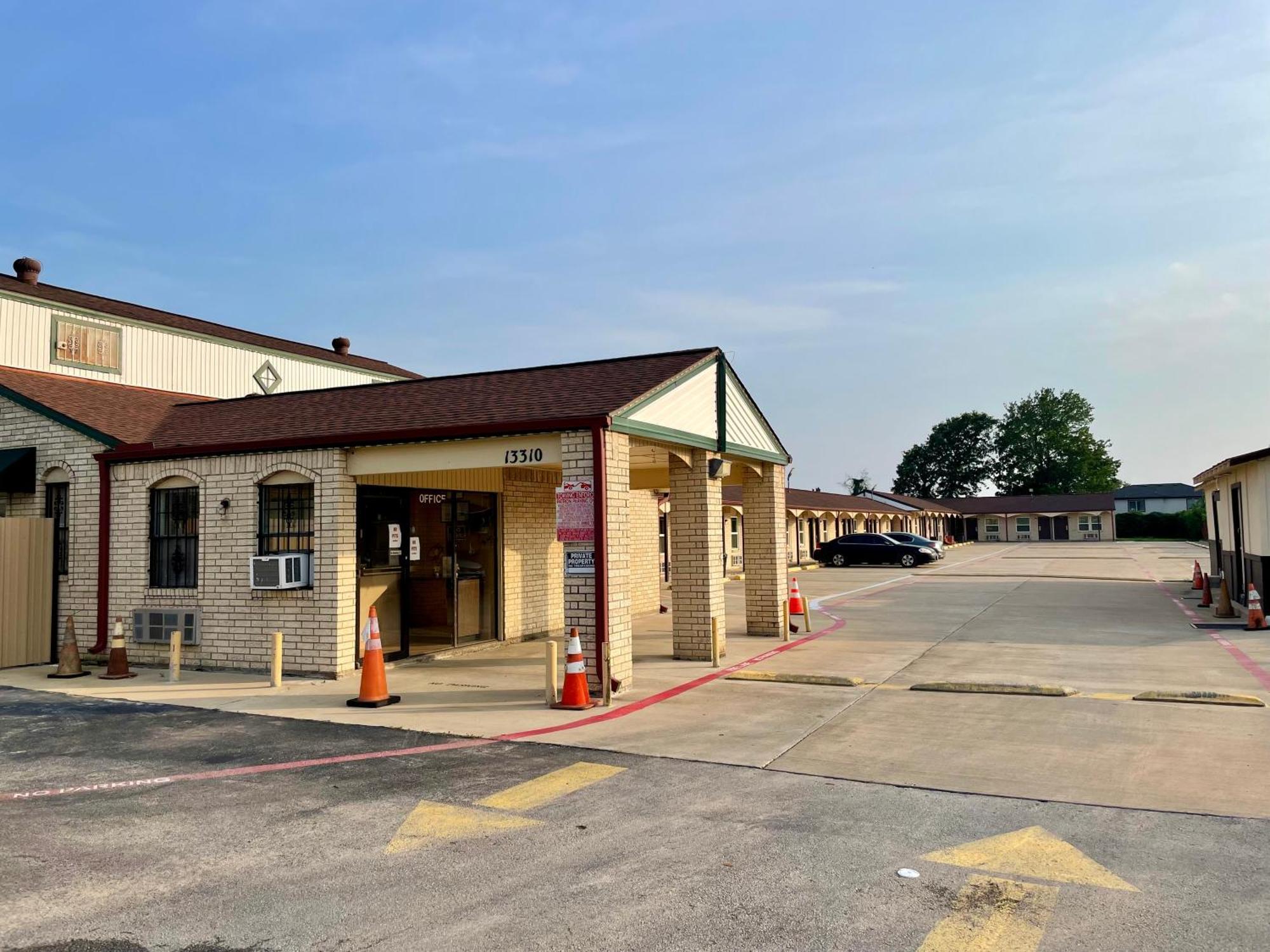 Ankur Inn Motel Dallas Exterior photo